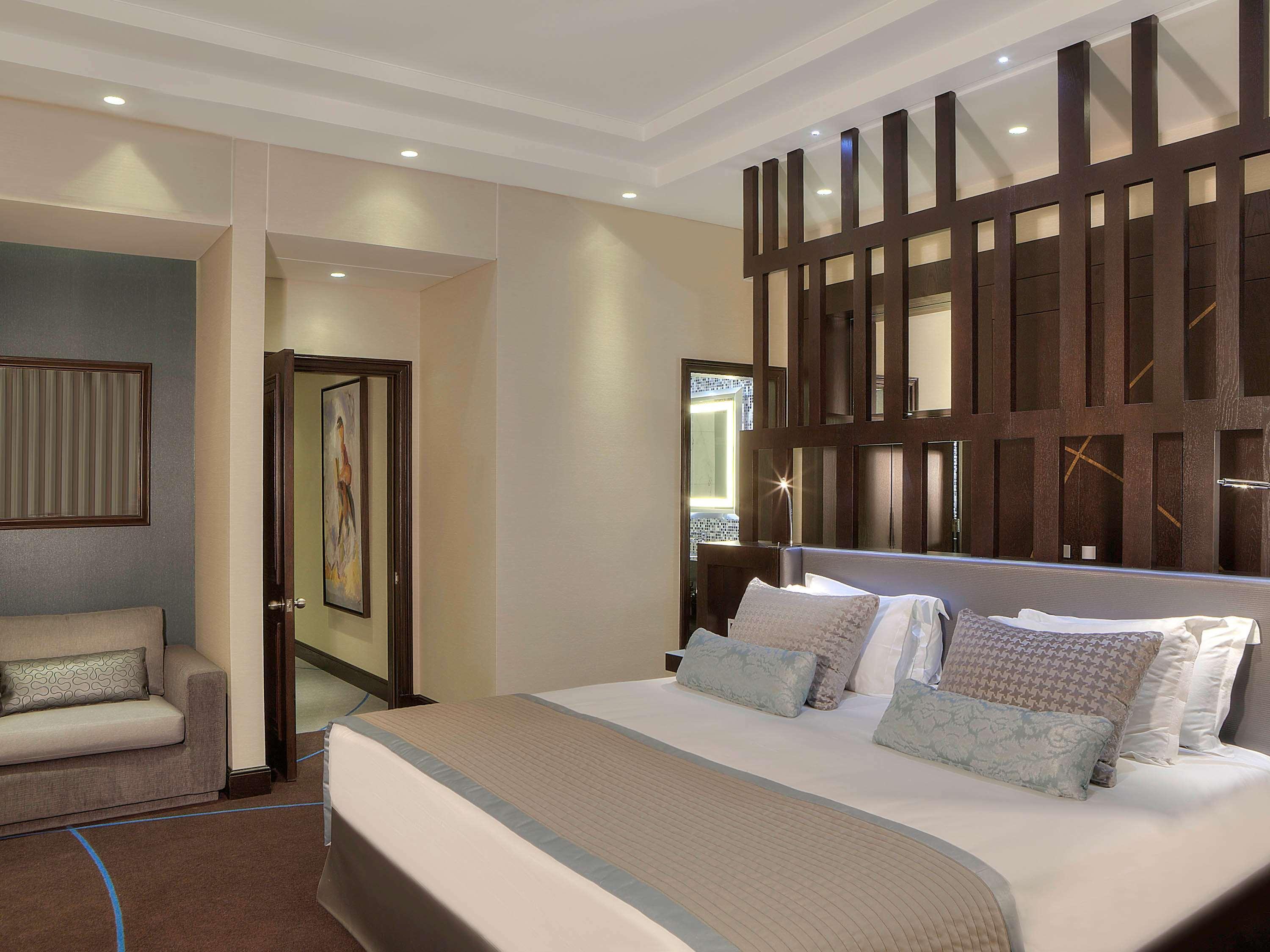 Hotel Sofitel Beirut Le Gabriel Exterior foto
