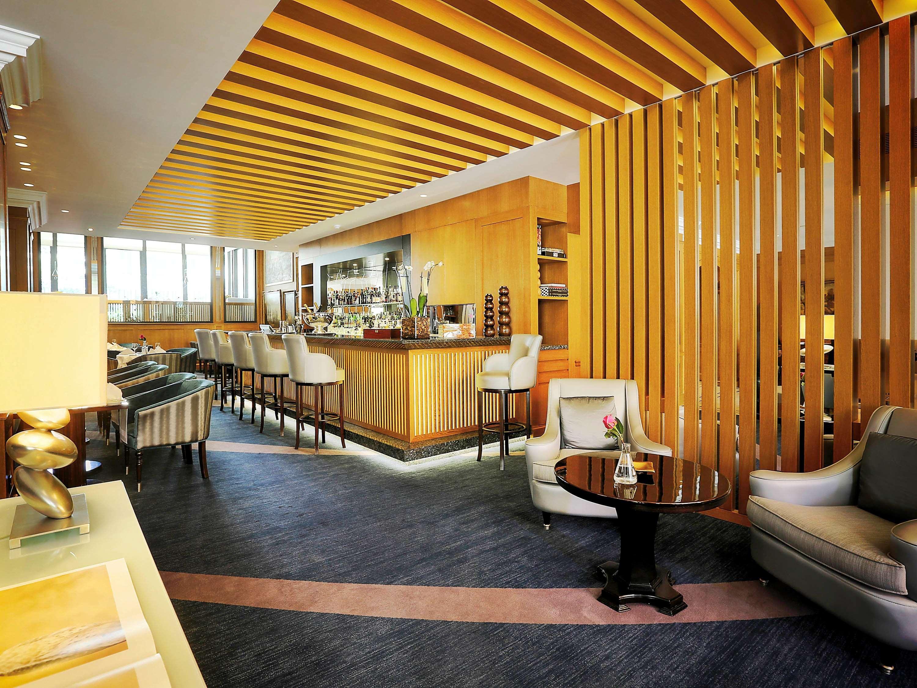 Hotel Sofitel Beirut Le Gabriel Exterior foto