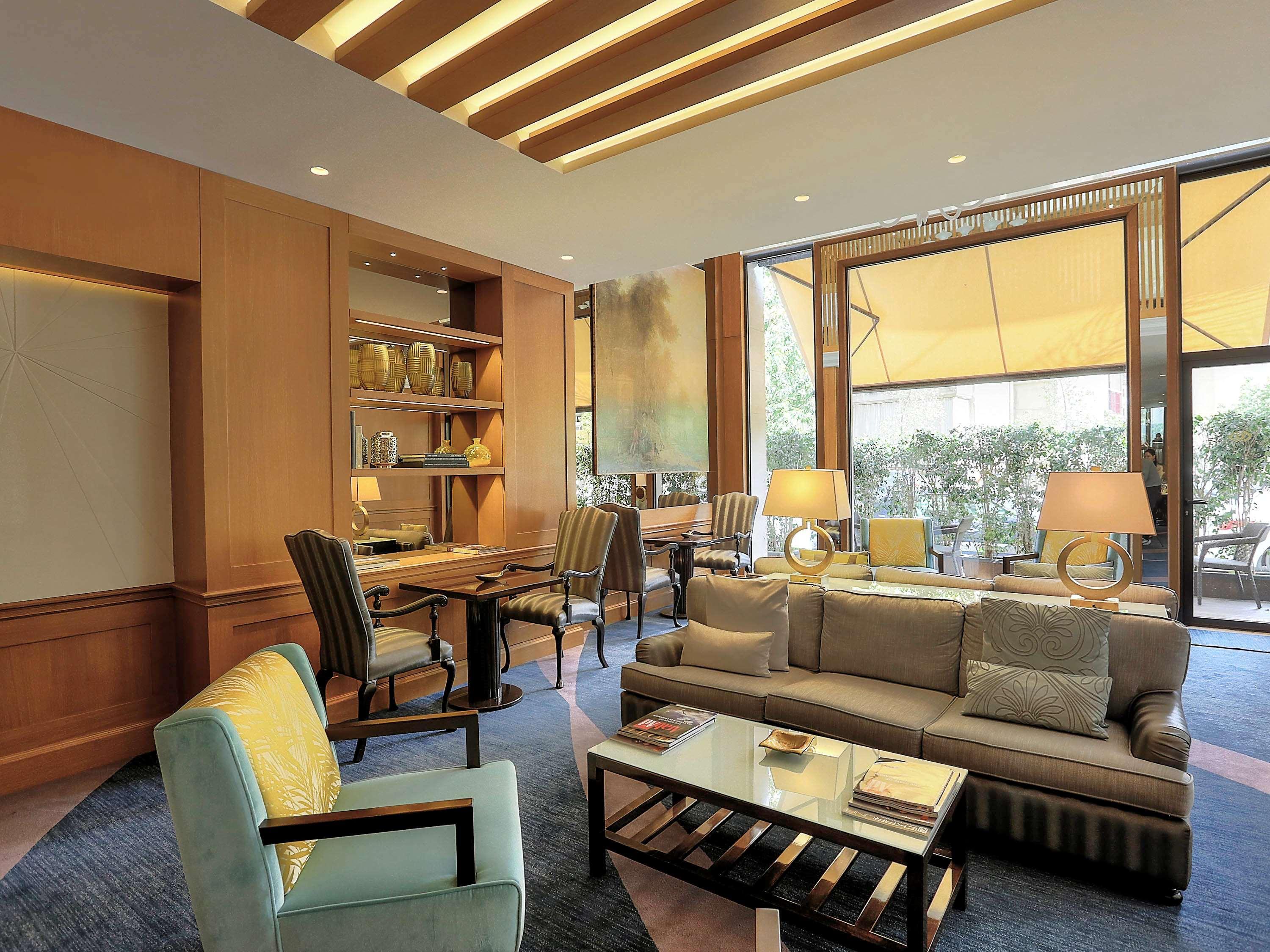 Hotel Sofitel Beirut Le Gabriel Exterior foto
