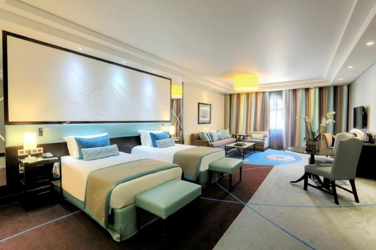 Hotel Sofitel Beirut Le Gabriel Exterior foto
