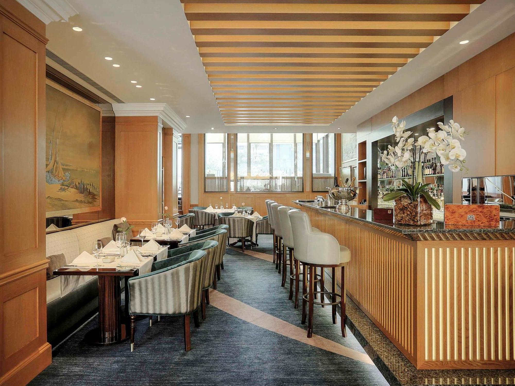 Hotel Sofitel Beirut Le Gabriel Exterior foto