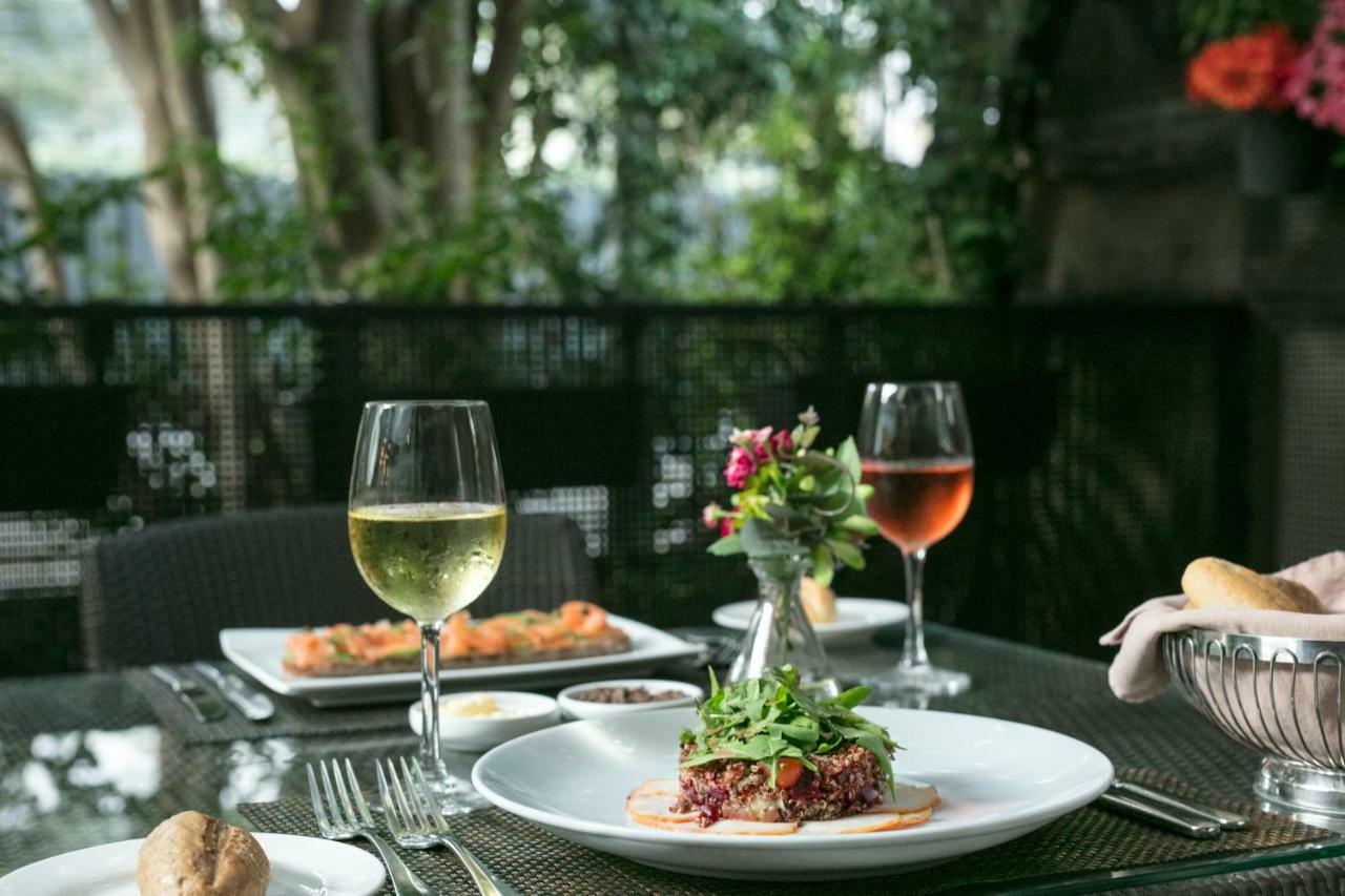 Hotel Sofitel Beirut Le Gabriel Exterior foto
